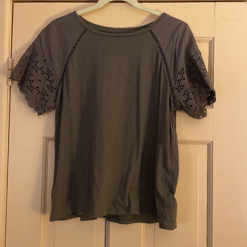Ann Taylor Loft Tee
